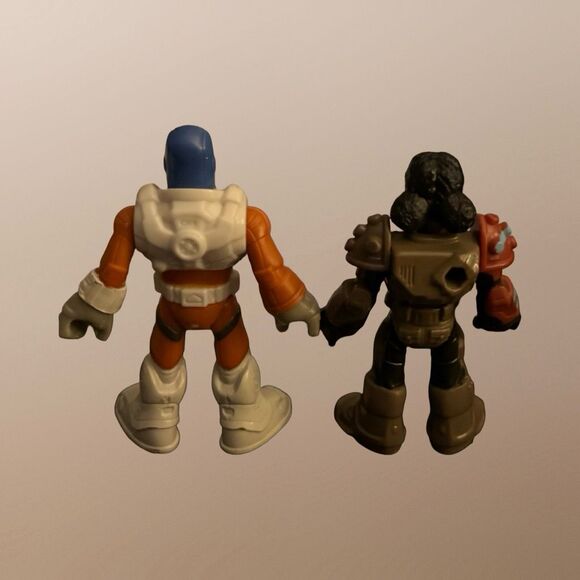 Imaginext Toy Story Buzz Light Year & Izzy Hawthorne Action Figures 3” A6 - Picture 5 of 8